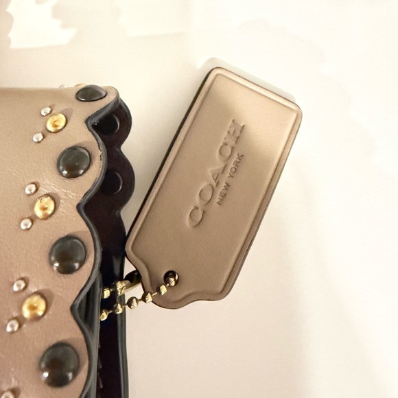 Coach Restored Parker Shoulder Bag - Picture 3 of 7